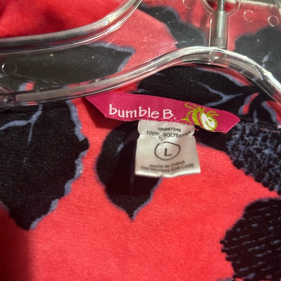 Super Soft Pajama Set, size L, smoke free home - Picture 2 of 6